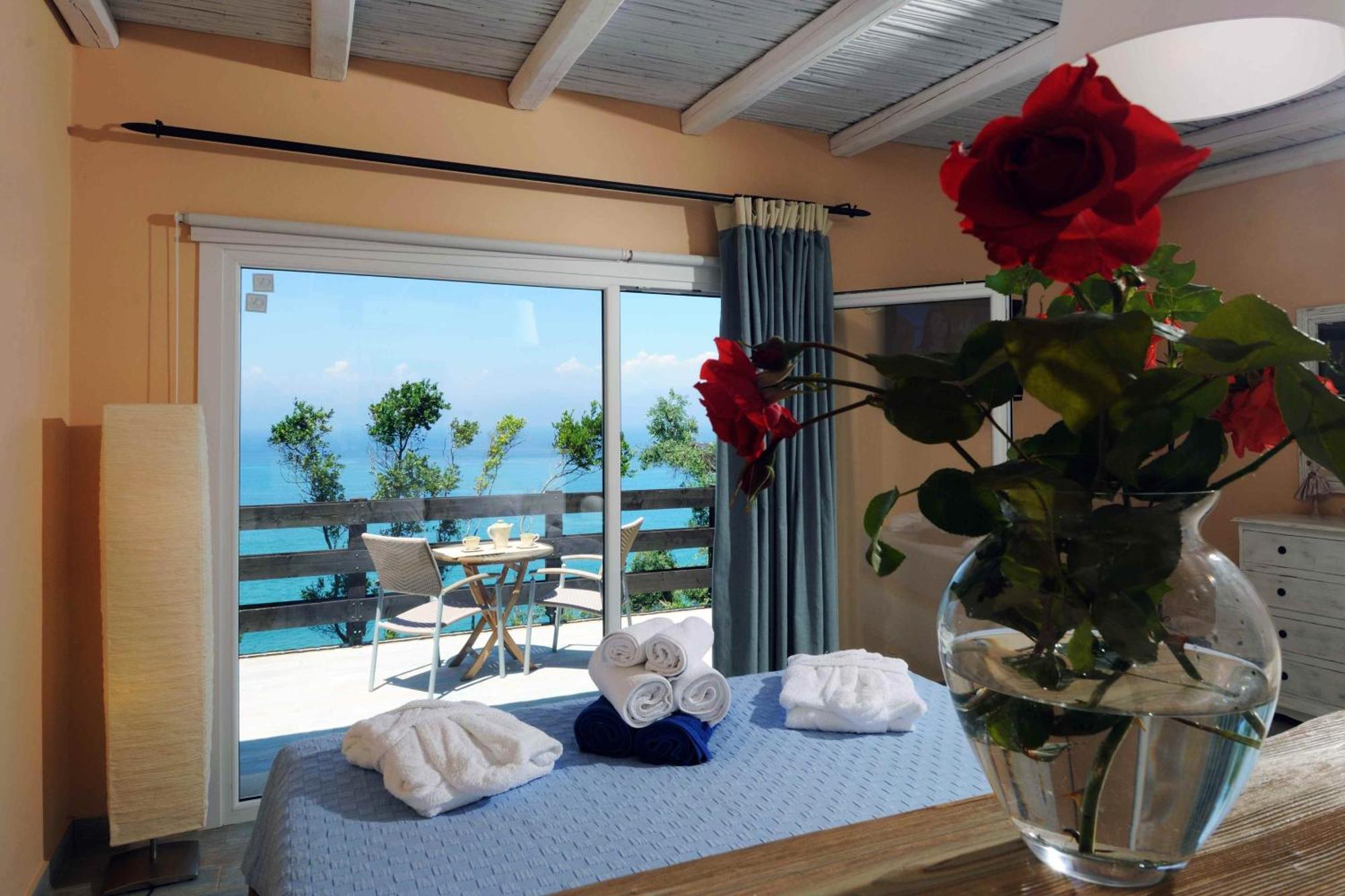 Seashore:dreamy By The Sea With Heated Pool Villa Agios Spyridon (Corfu)